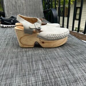 Free people Emmer grey platform clogs